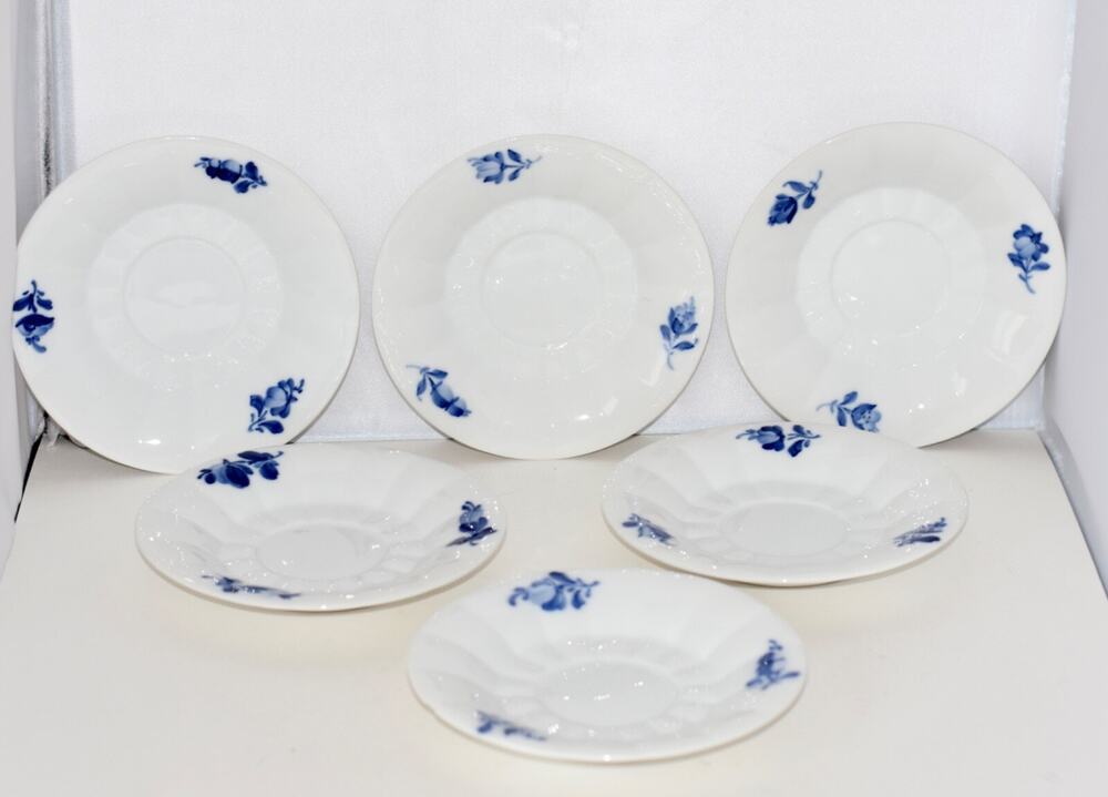 Royal Copenhagen Blue Flowers Angular Saucers for Bouillon Cup X-5 MINT 10/8608